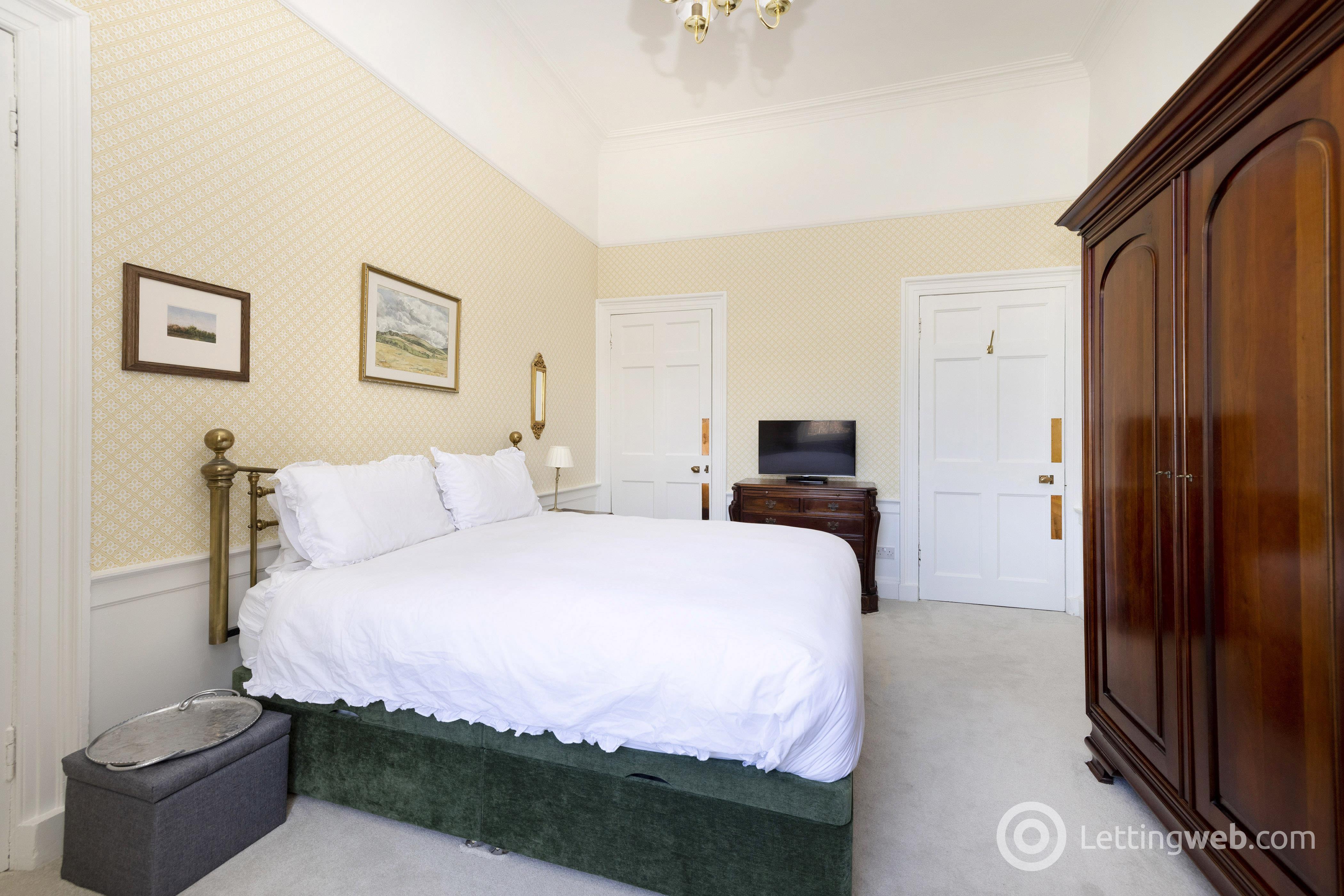 Property to rent in Melville Place, West End, Edinburgh