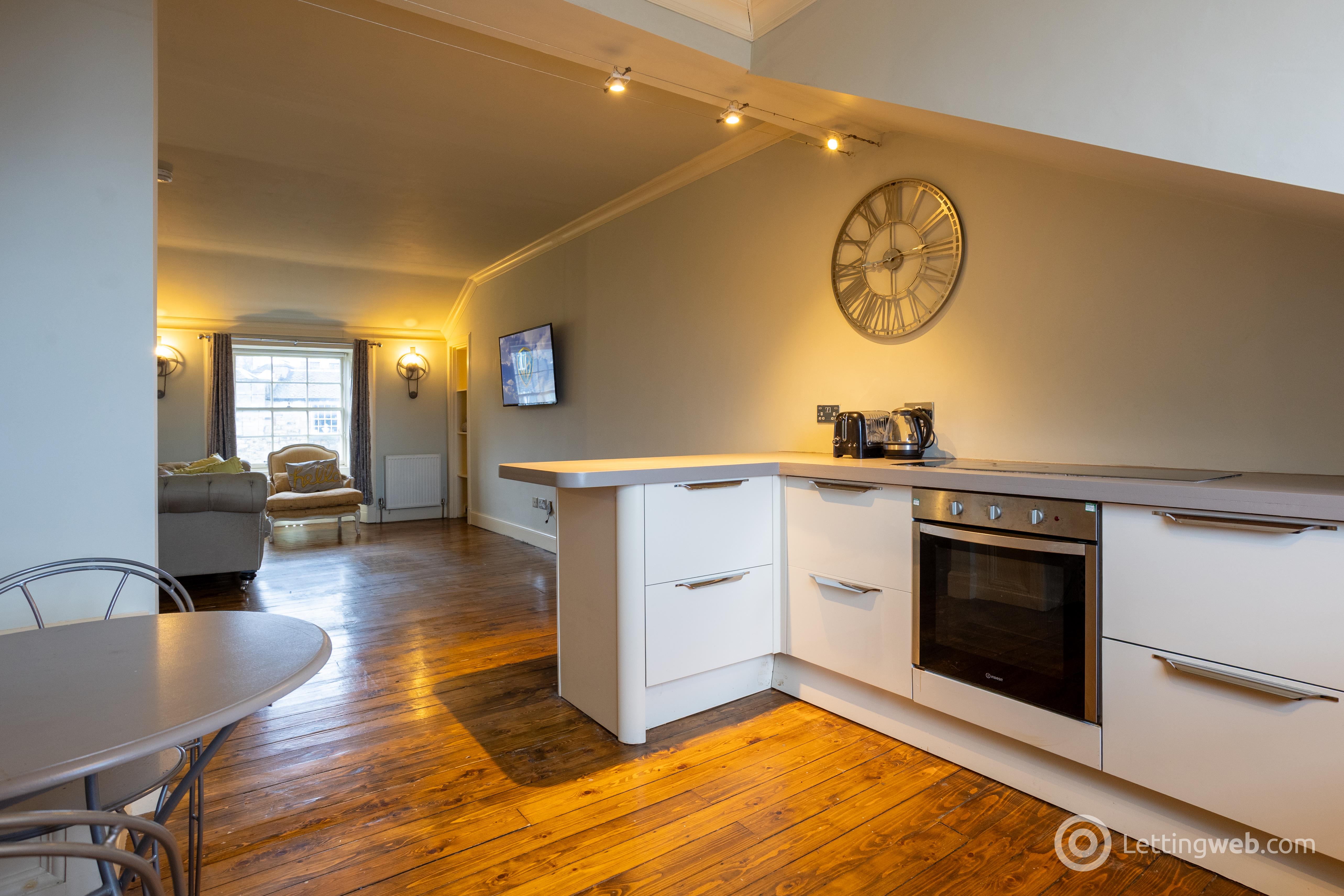 Property to rent in East Broughton Place, New Town, Edinburgh