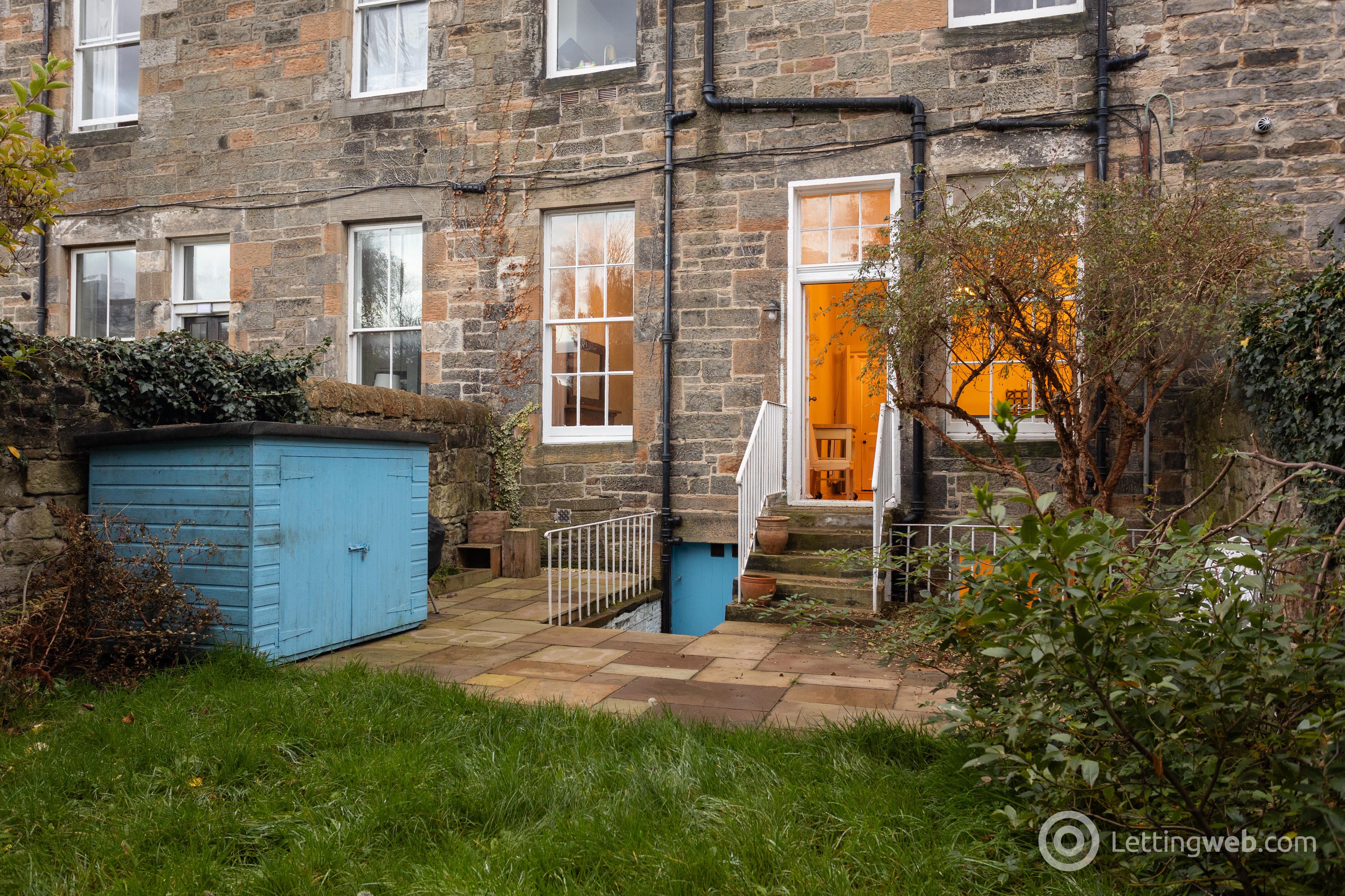 Property to rent in Newhaven Road, Trinity, Edinburgh