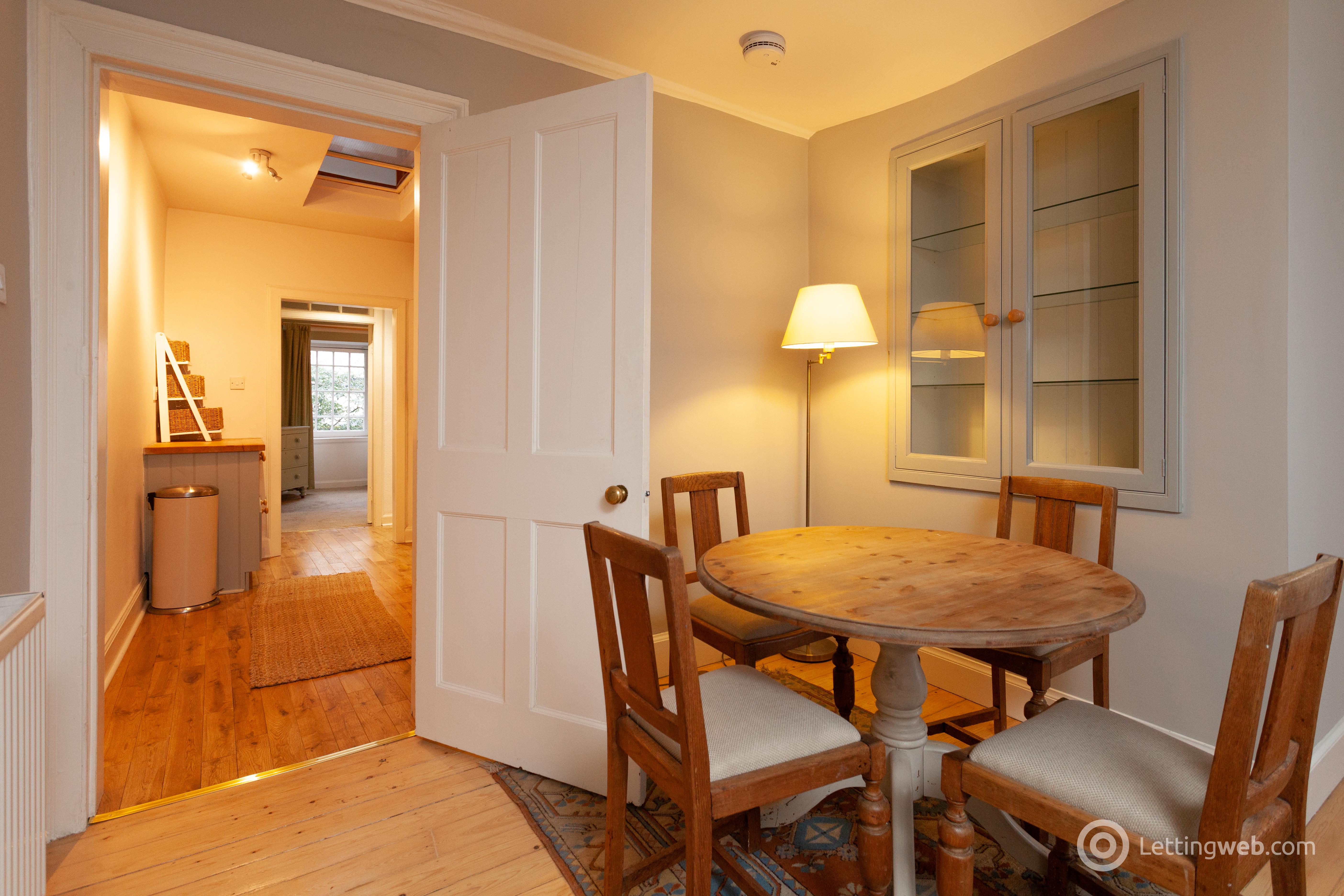 Property to rent in St Stephen Place, Stockbridge, Edinburgh