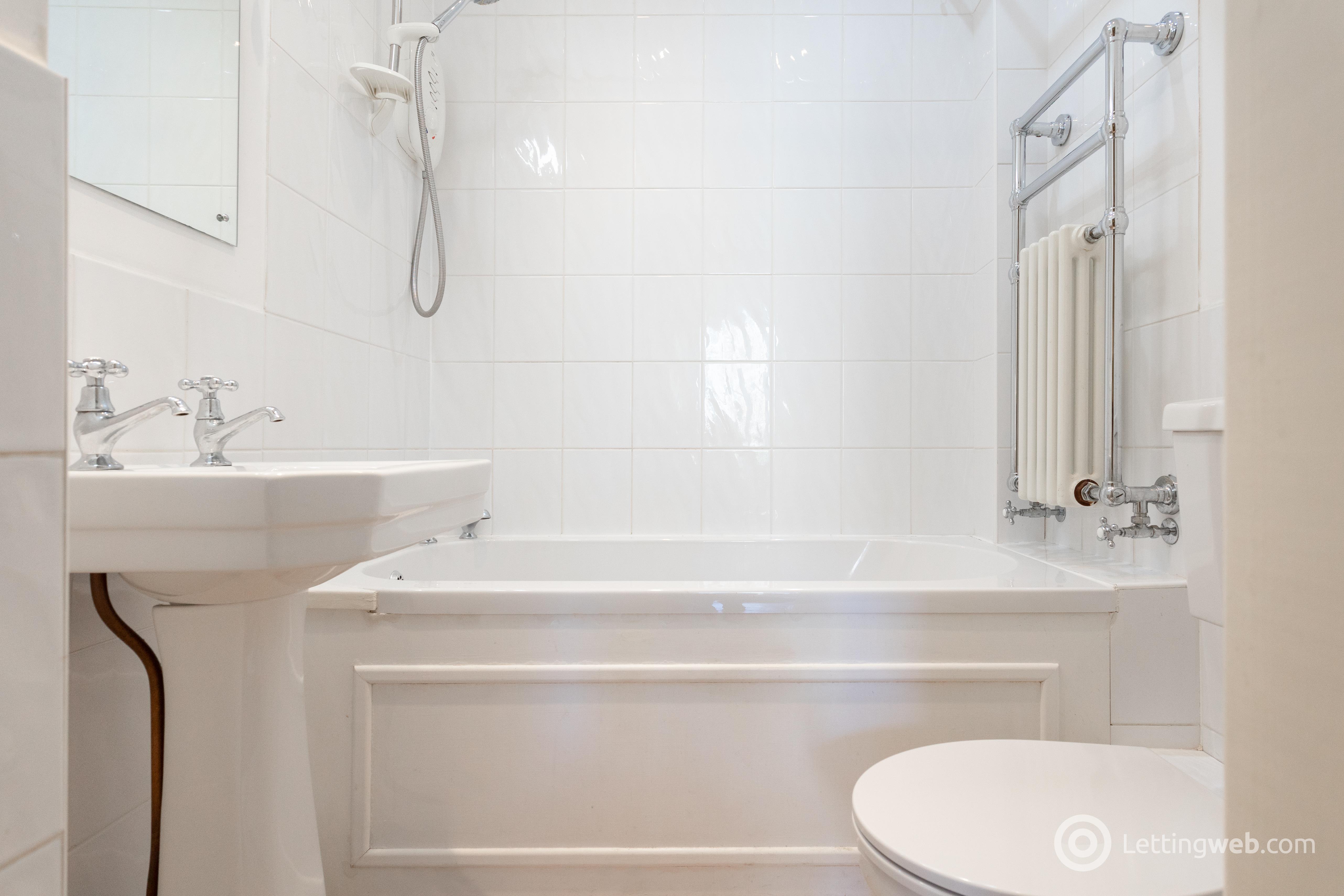 Property to rent in Cumberland Street, New Town, Edinburgh