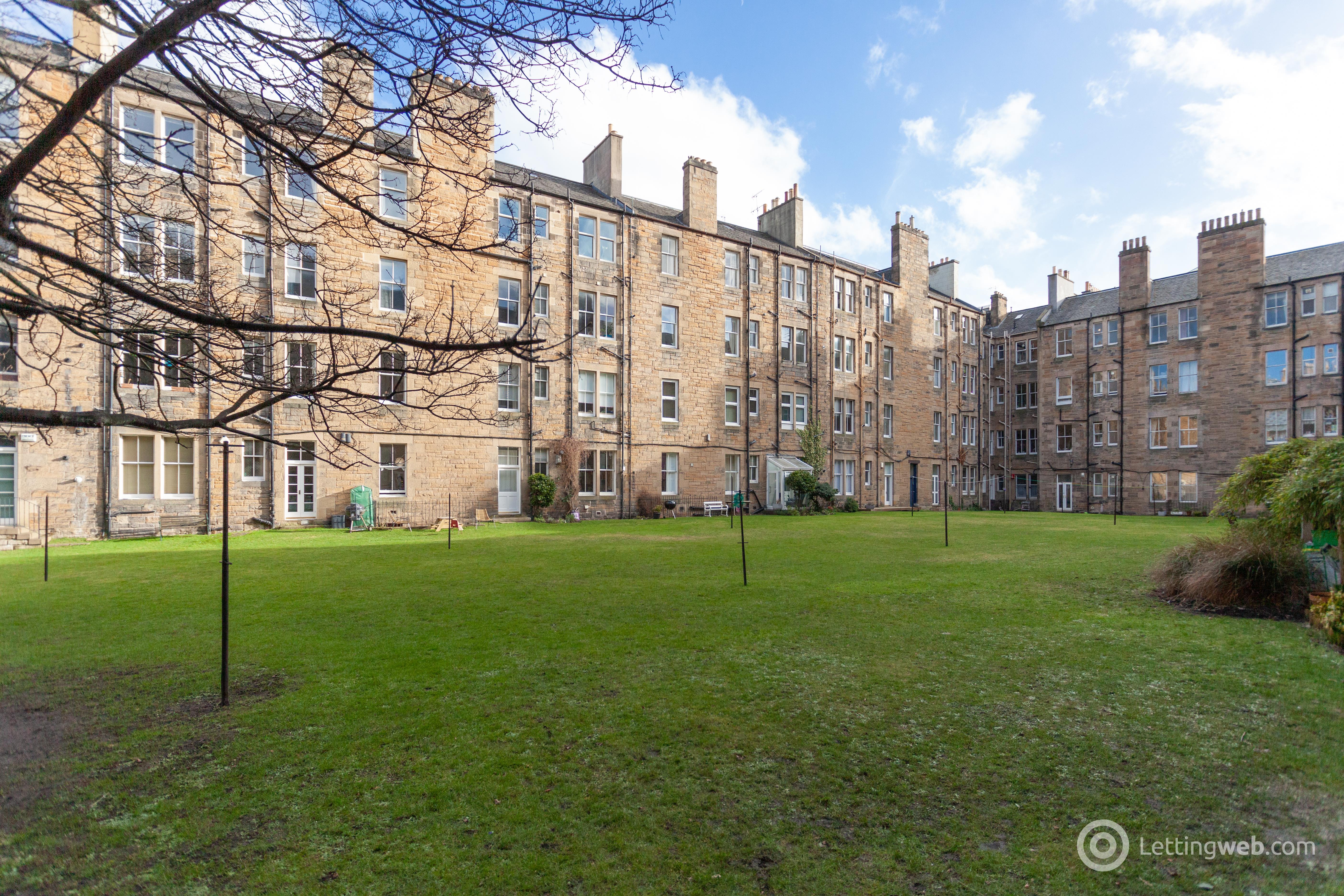Property to rent in Bruntsfield Gardens, Bruntsfield, Edinburgh