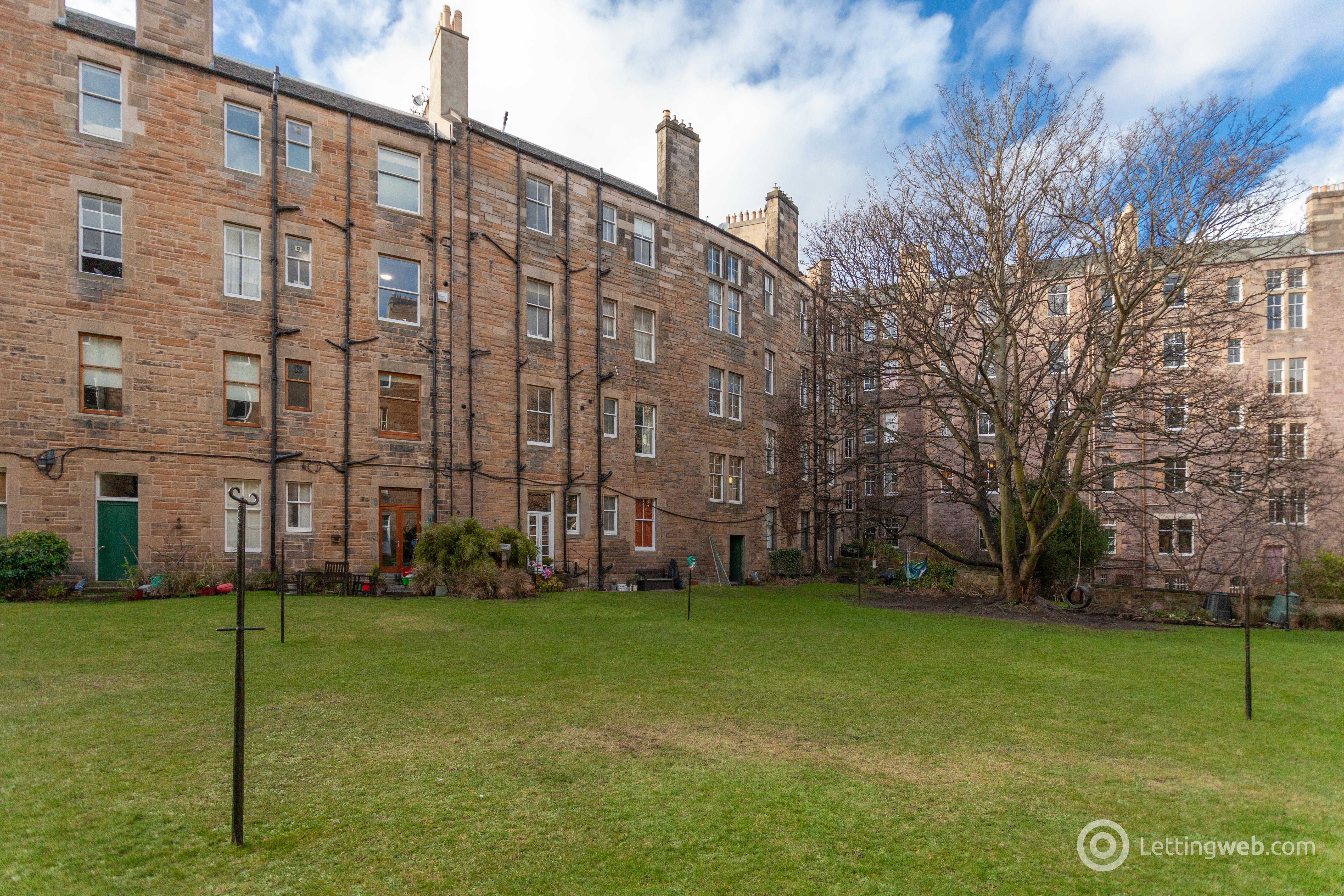 Property to rent in Bruntsfield Gardens, Bruntsfield, Edinburgh