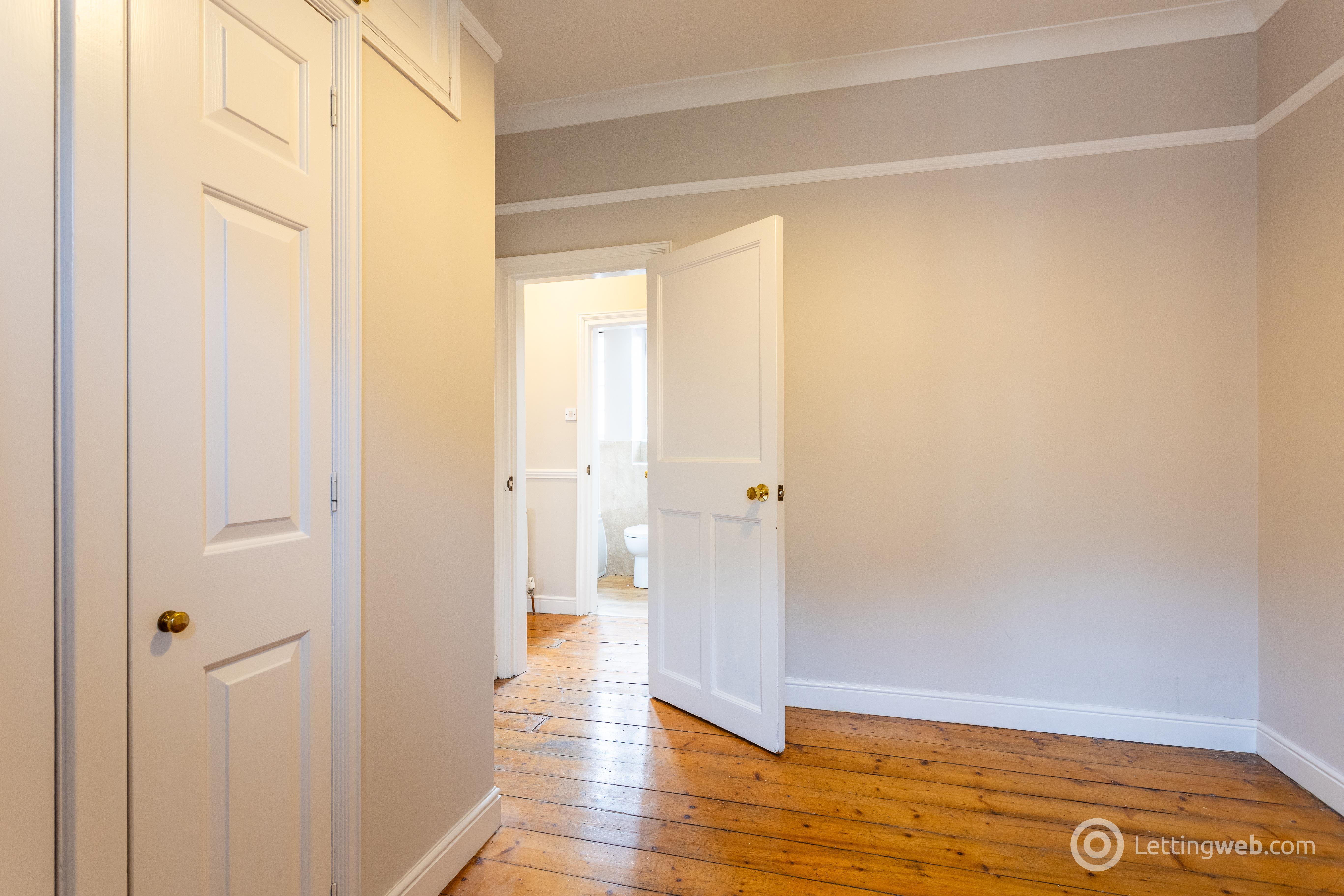 Property to rent in Well Court, Dean Village, Edinburgh