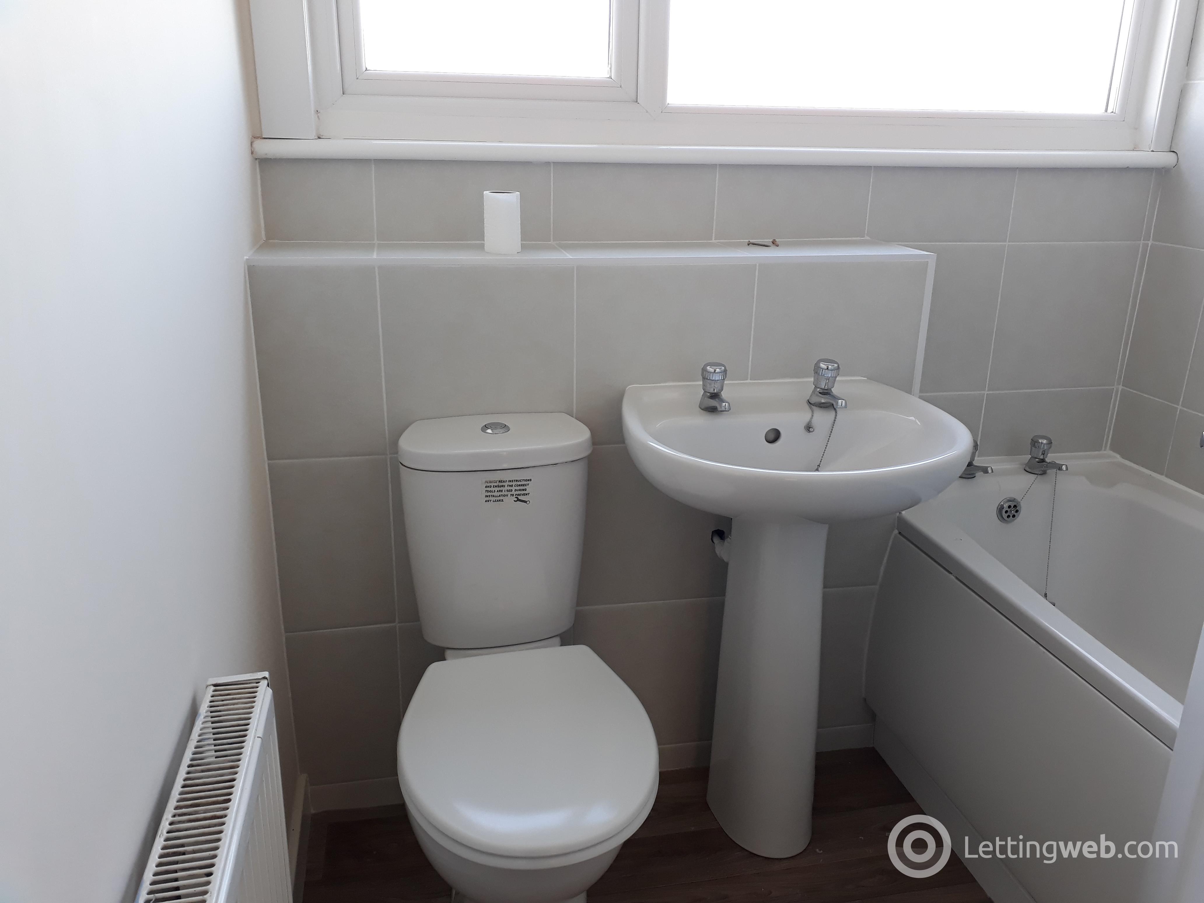 Property to rent in 63 Barshare Road, Cumnock, KA18 1NL Lettingweb