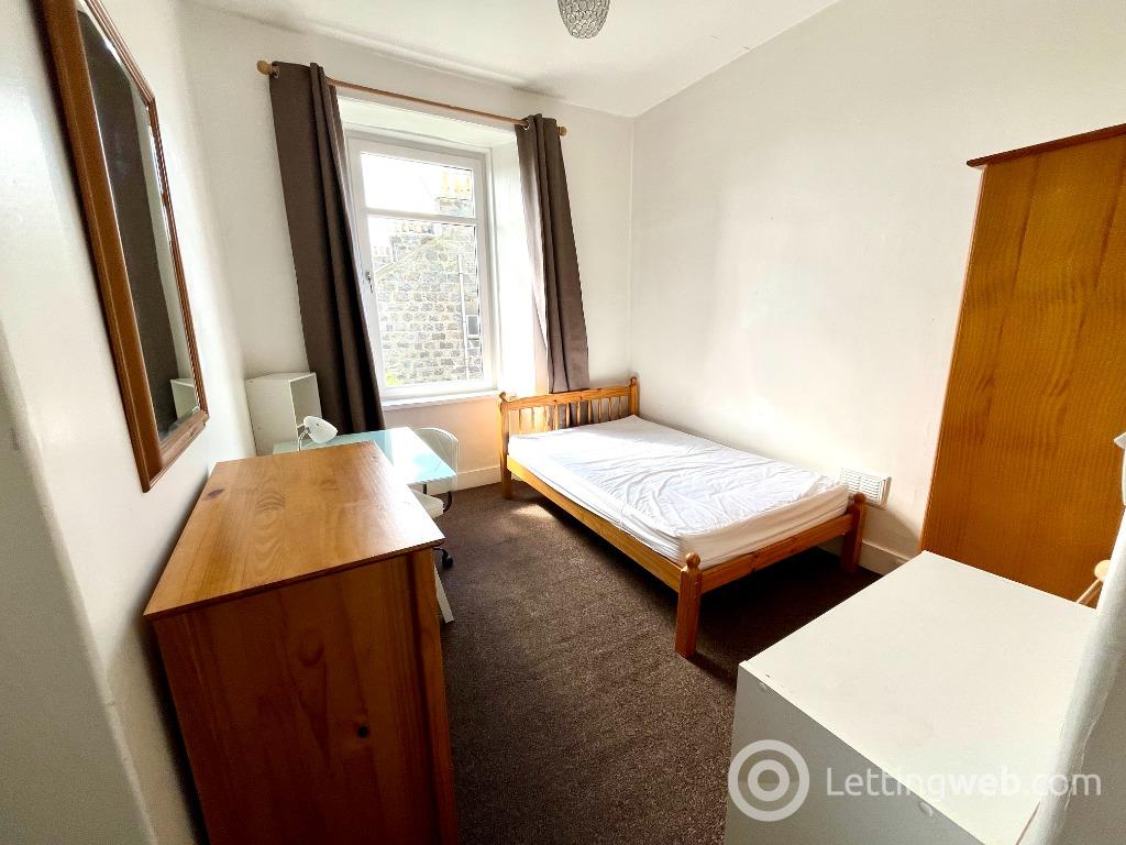 Property to rent in 50 Urquhart Road, 2L, Aberdeen, AB24 5NE