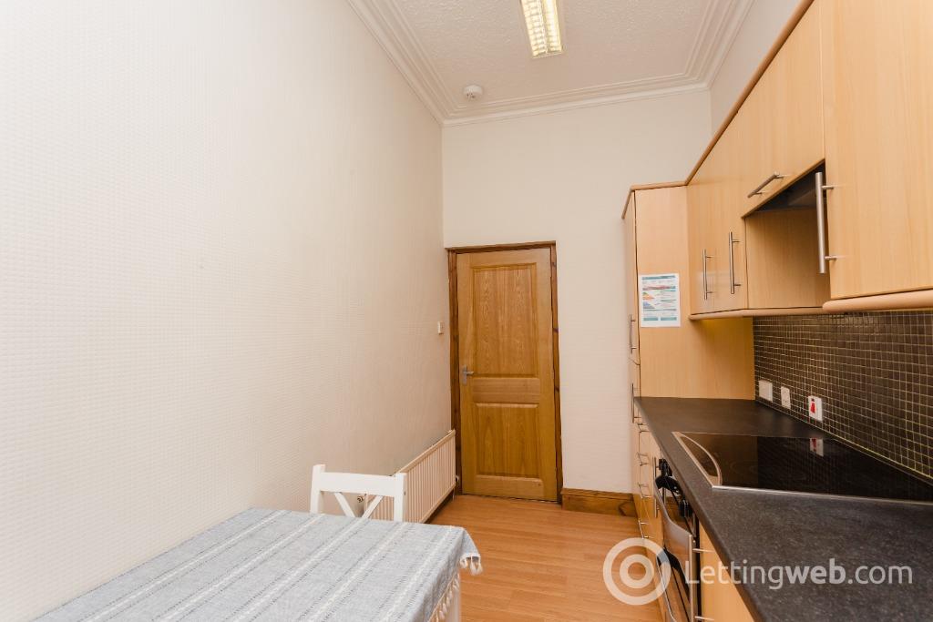 Property to rent in 22 Bedford Road, GR, Aberdeen, AB24 3LE