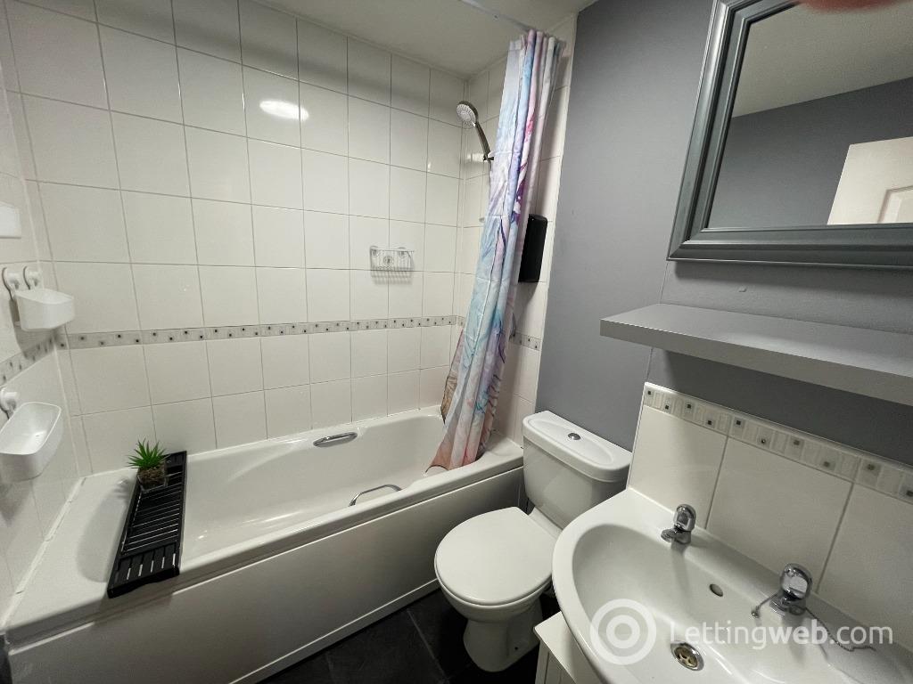 Property to rent in 45 Summerfield Terrace, AB24 5JE