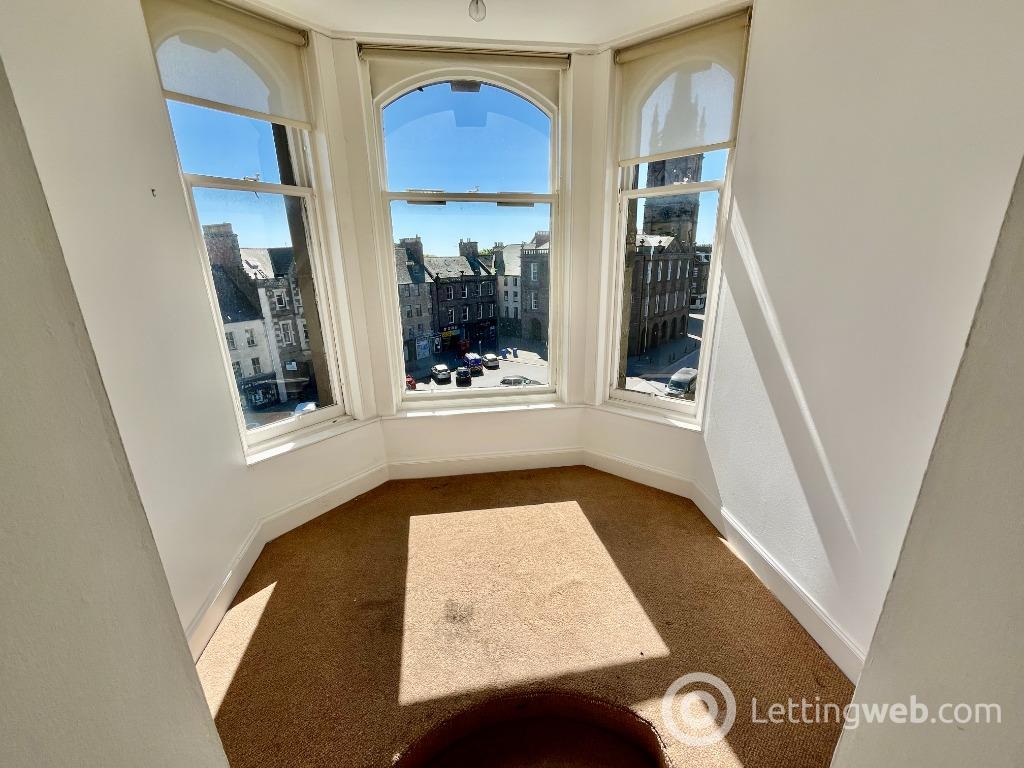 Property to rent in 118E High Street, Montrose, DD10 8JF