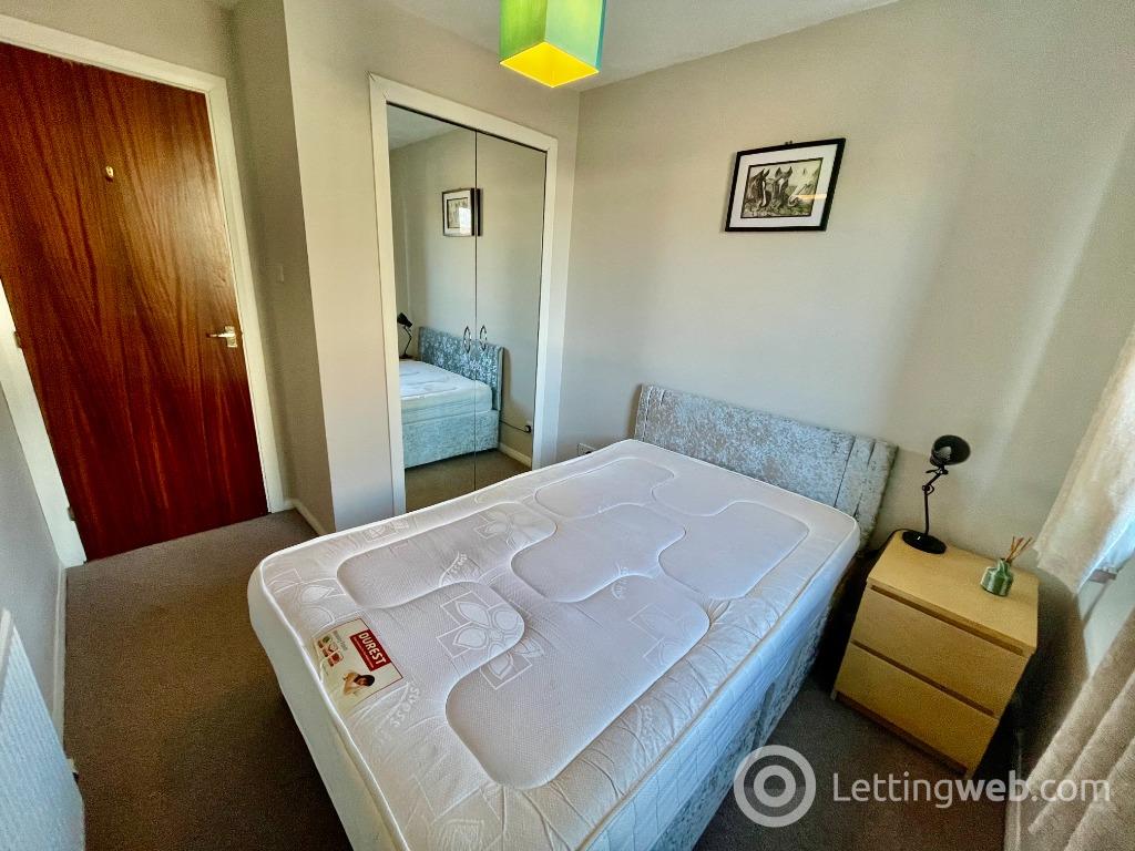Property to rent in 62 Gairn Mews, Aberdeen, AB10 6FN