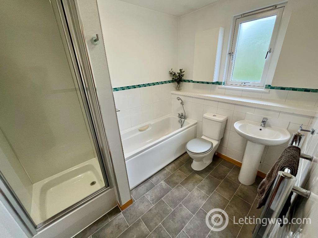 Property to rent in 90 Headland Court, Aberdeen