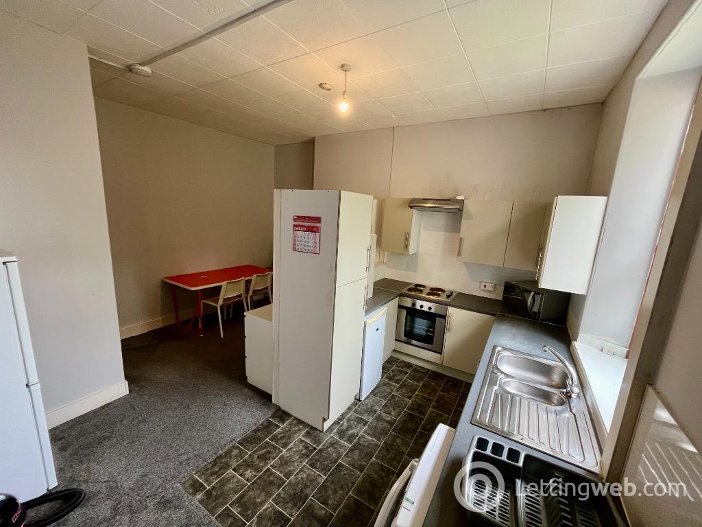 Property to rent in 21 Bedford Place, GL, Aberdeen, AB24 3PA