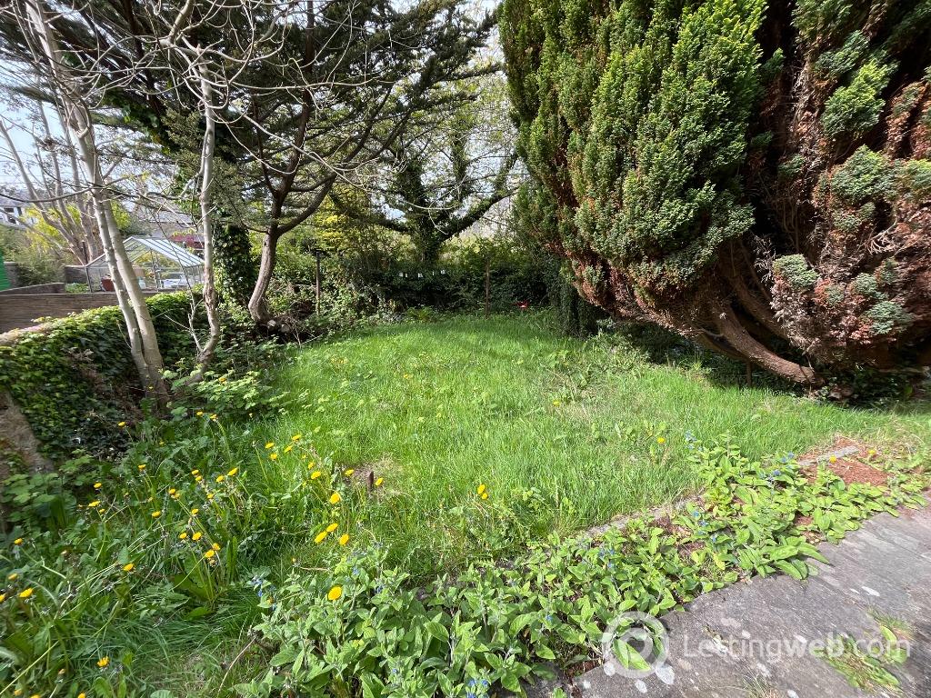 Property to rent in 21 Bedford Place, GL, Aberdeen, AB24 3PA