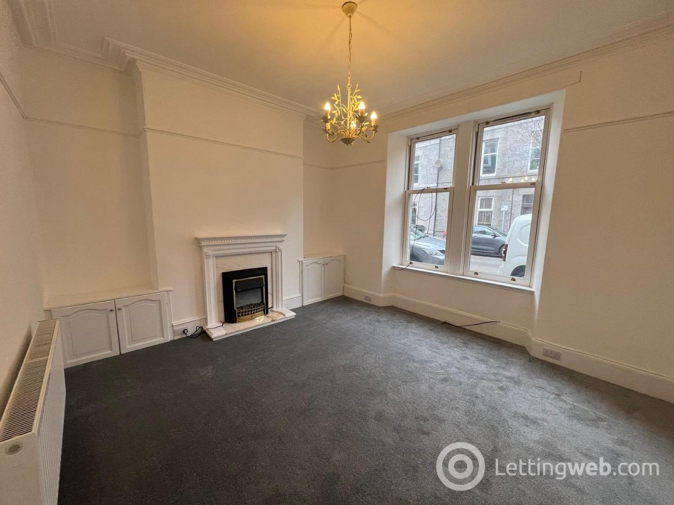 Property to rent in Wallfield Crescent, Aberdeen, AB25 2LD