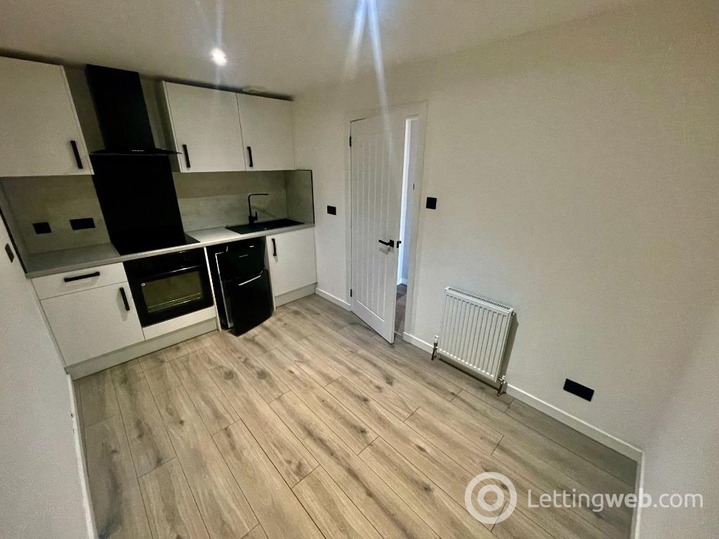 Property to rent in Basement Bon Accord Street, Aberdeen, AB11 6TS