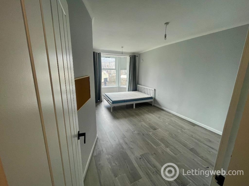 Property to rent in Basement Bon Accord Street, Aberdeen, AB11 6TS