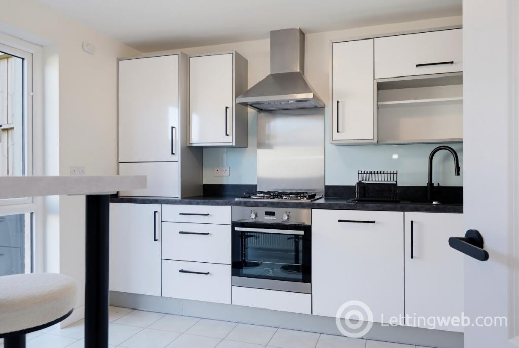 Property to rent in 17 Burnside Walk, Dyce, Aberdeen, AB21 7HD