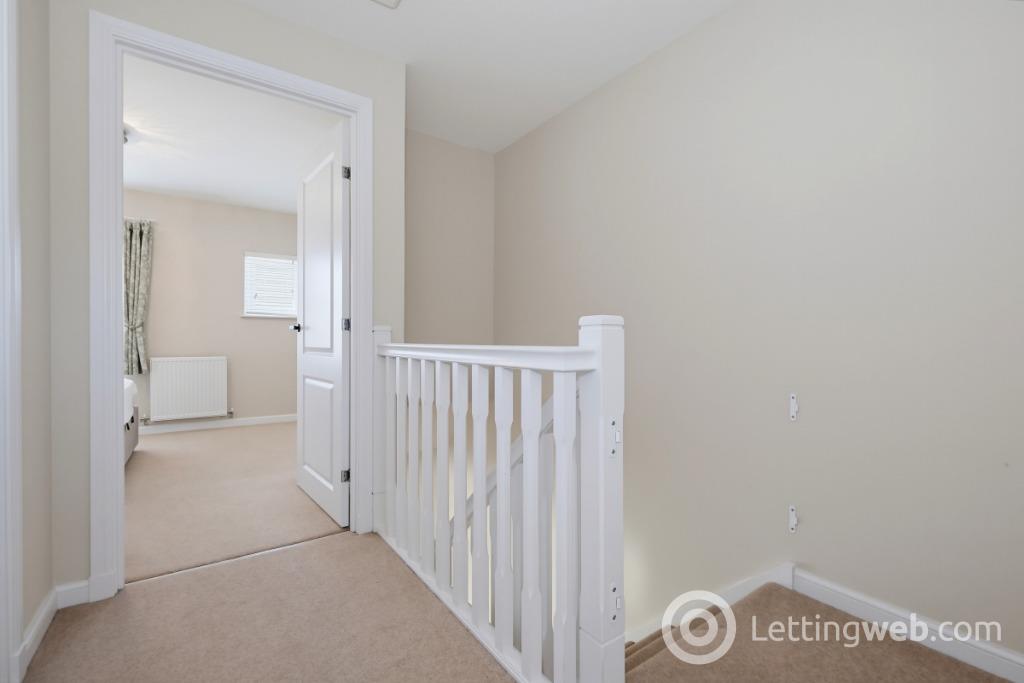 Property to rent in 17 Burnside Walk, Dyce, Aberdeen, AB21 7HD