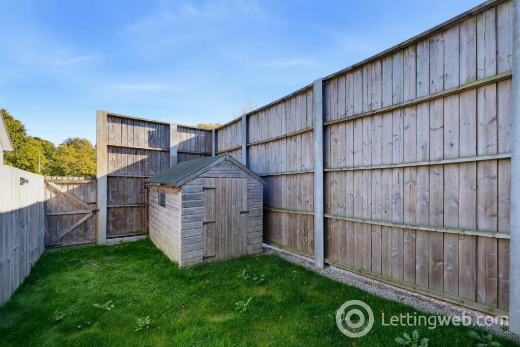 Property to rent in 17 Burnside Walk, Dyce, Aberdeen, AB21 7HD