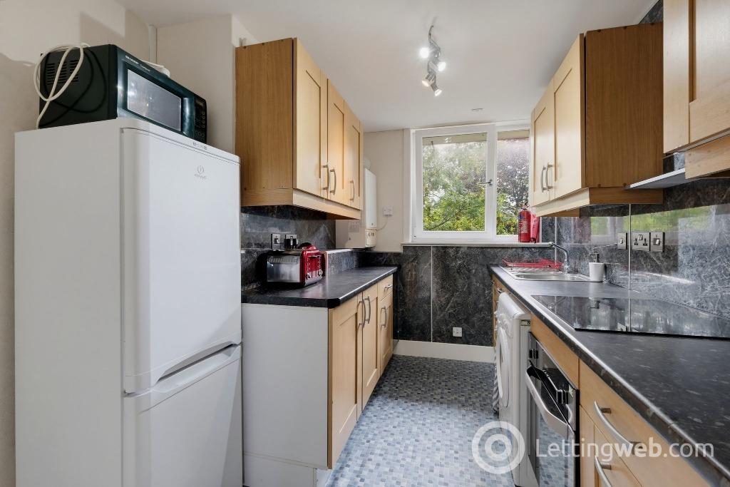 Property to rent in Marine Court, , Aberdeen, AB11 7LG
