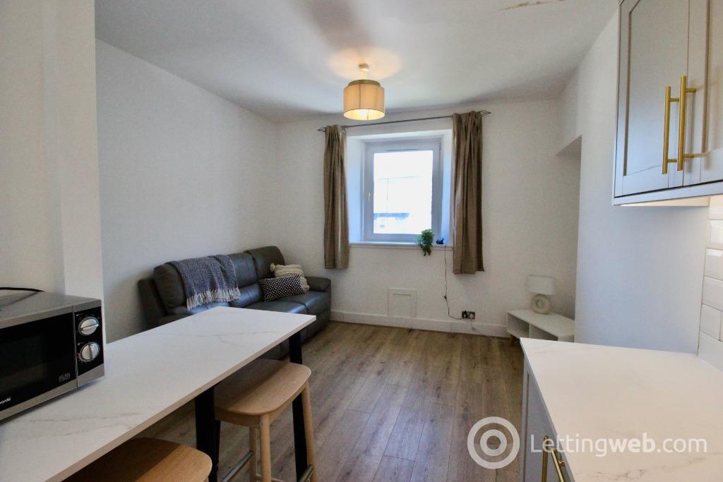 Property to rent in 26 Charlotte Street, 3FL, Aberdeen, AB25 1LQ