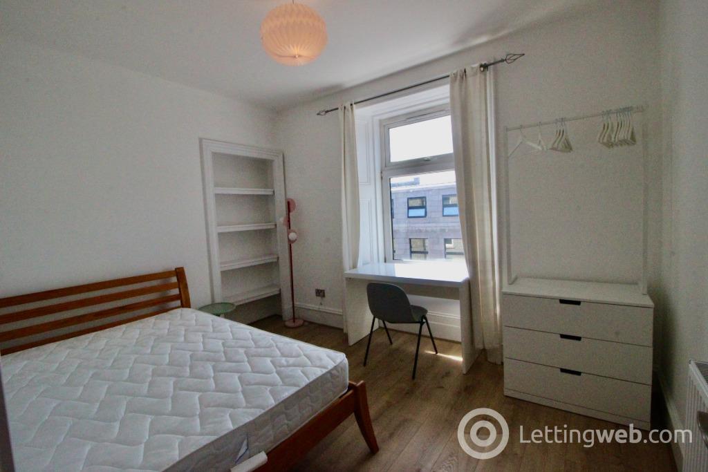 Property to rent in 26 Charlotte Street, 3FL, Aberdeen, AB25 1LQ