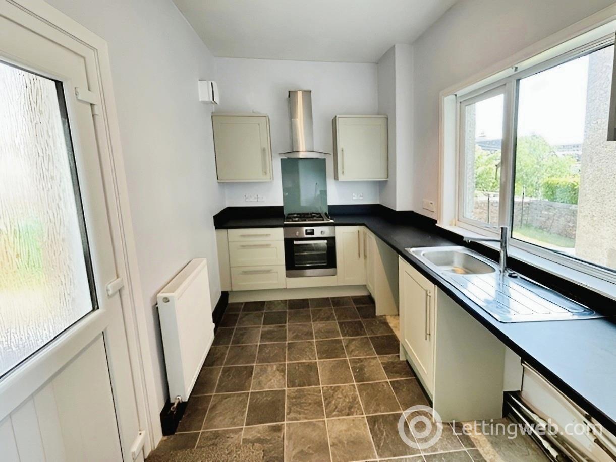 Property to rent in Landel Street, Markinch