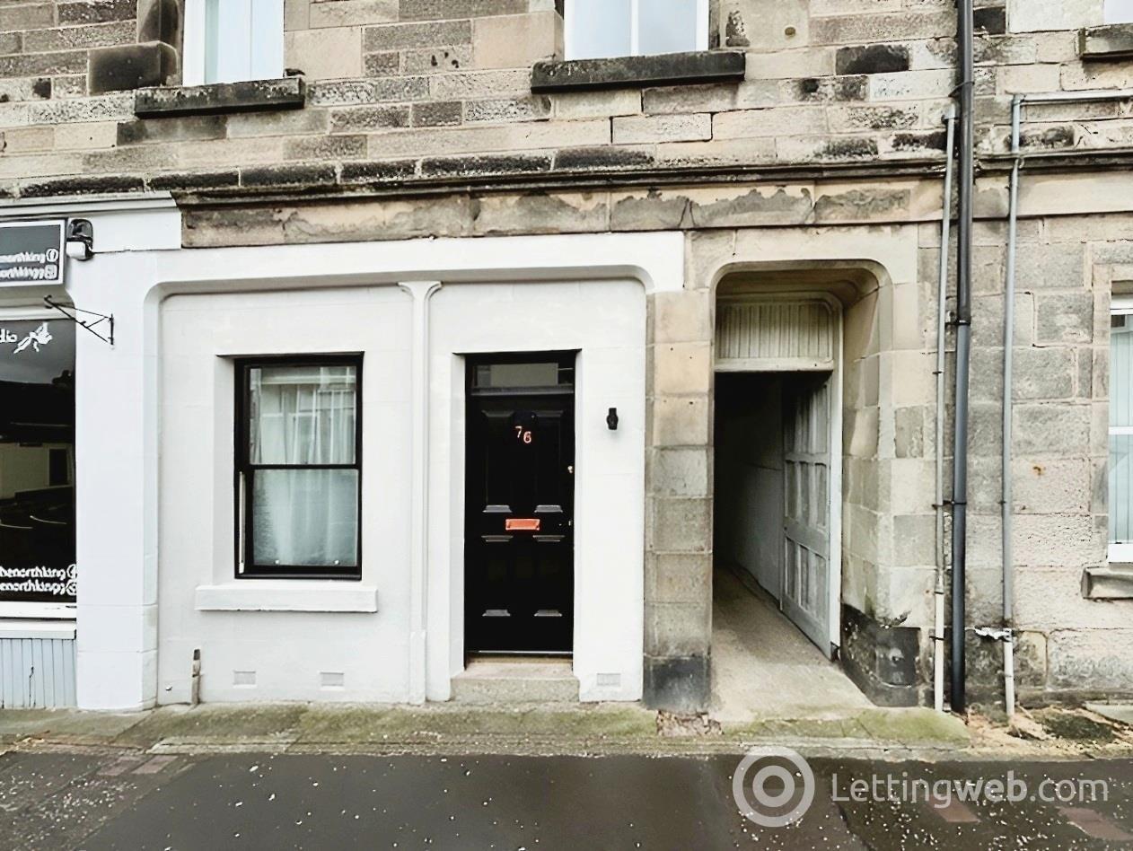 Property to rent in High Street, Markinch