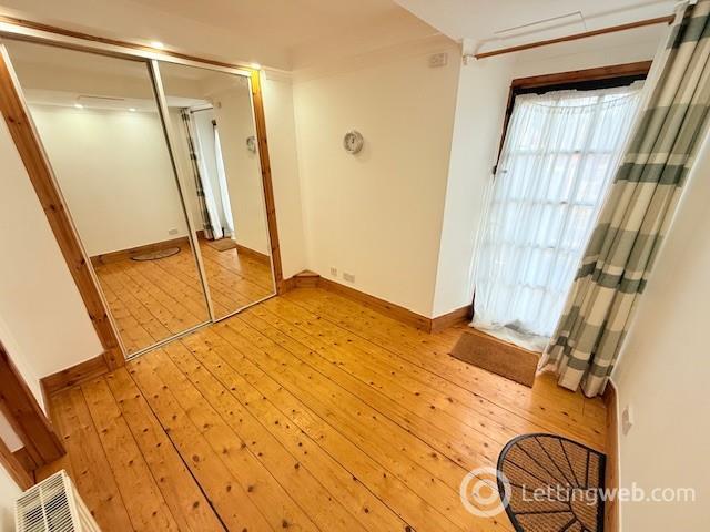 Property to rent in High Street, Markinch