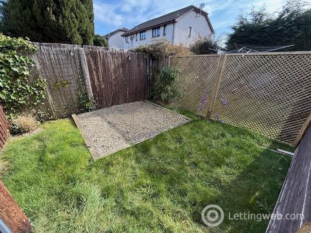 Property to rent in High Street, Markinch