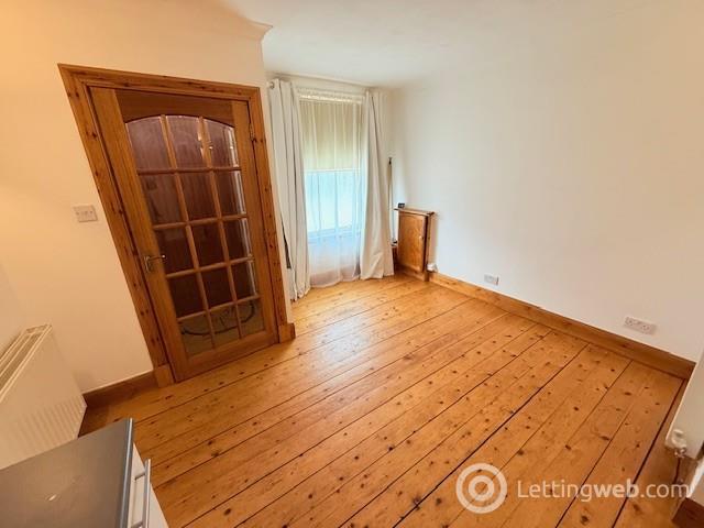 Property to rent in High Street, Markinch