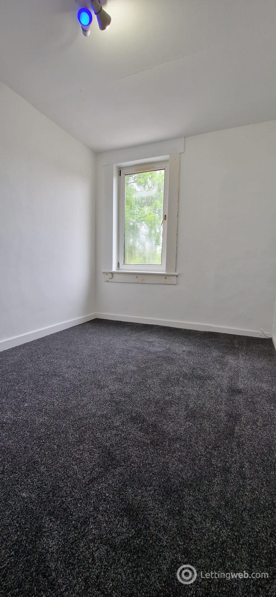 Property to rent in 10 Sunnybraes Terrace, Steelend, Dunfermline, KY12 9NE