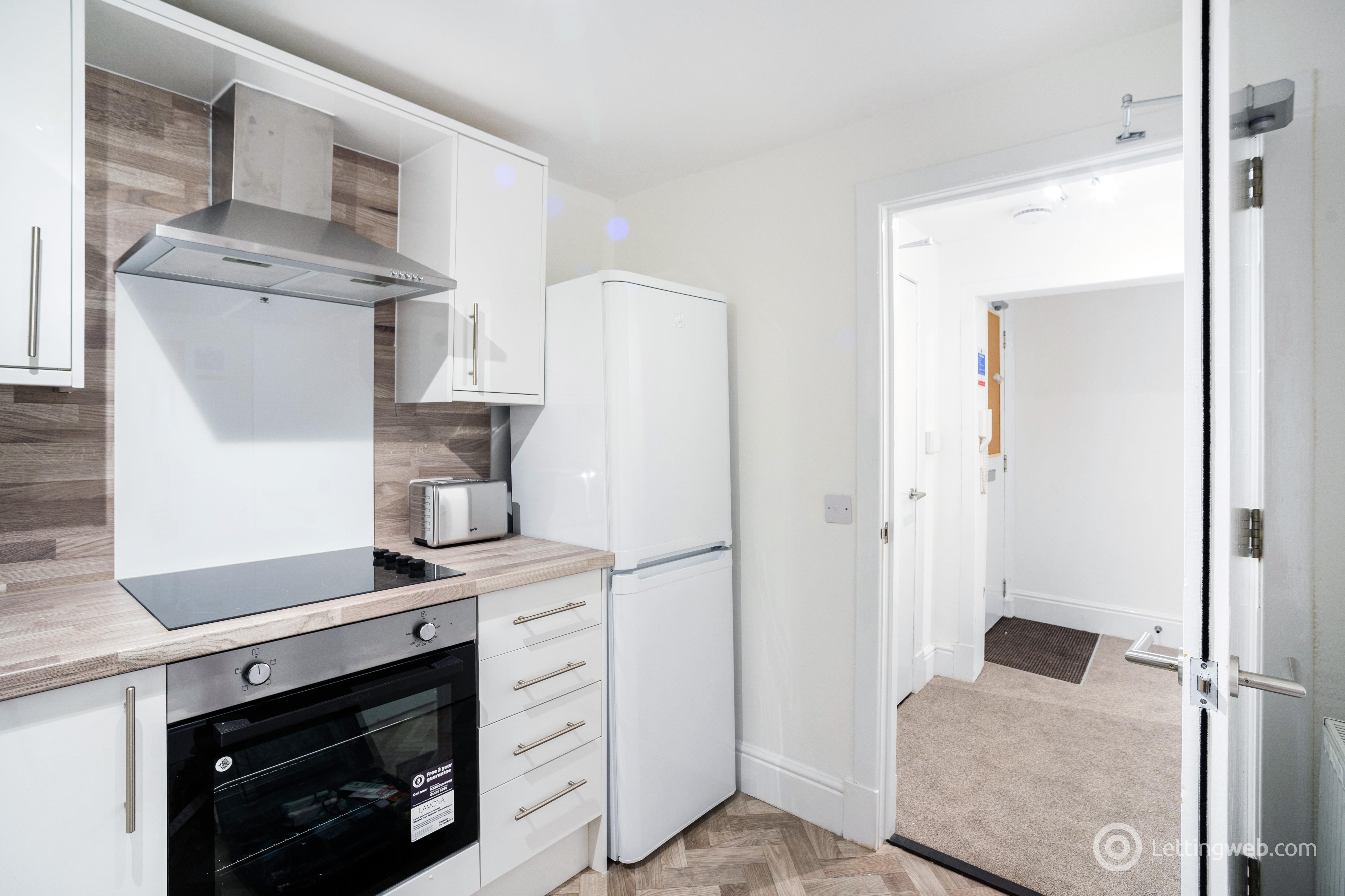 Property to rent in Castle Street, Dundee