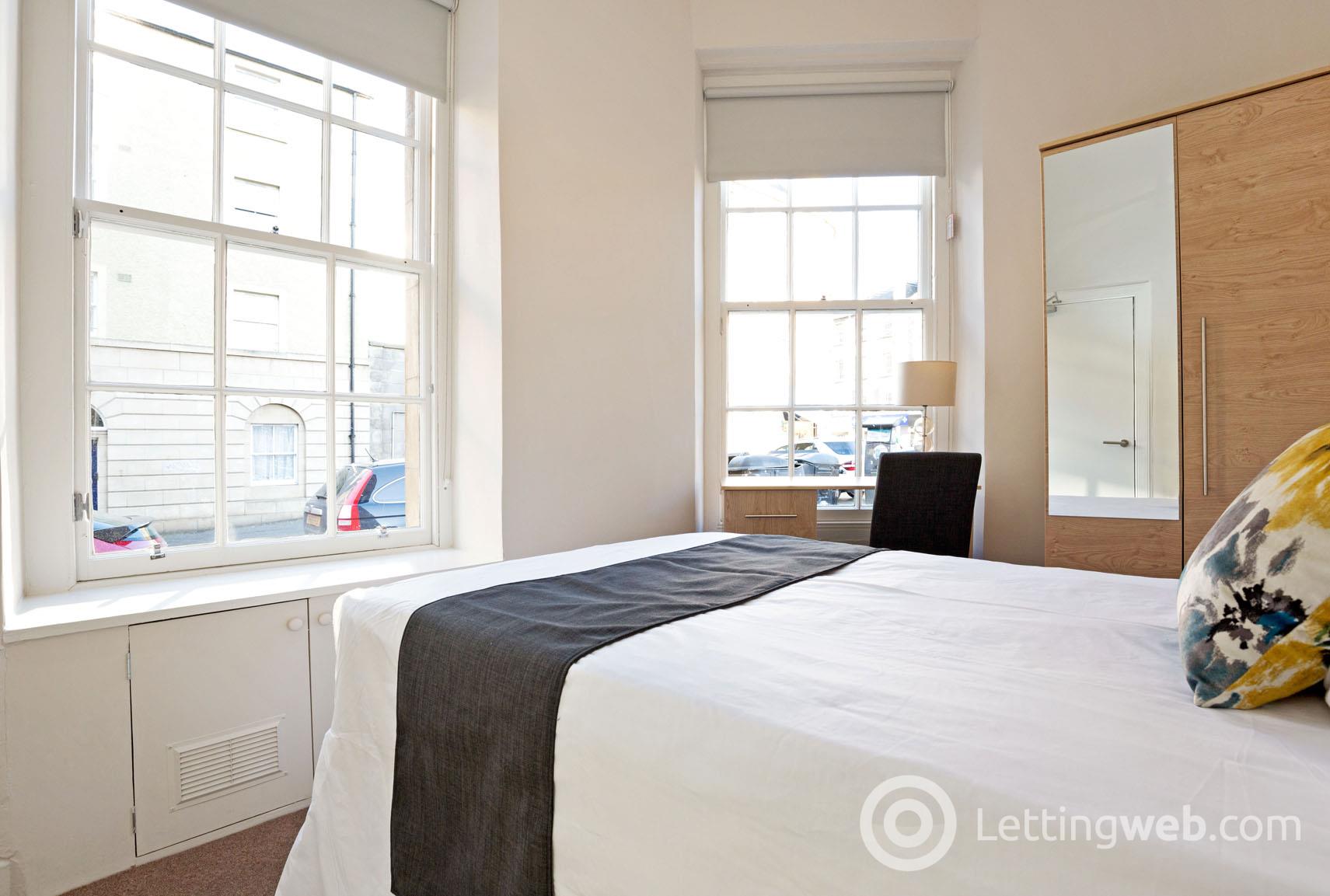 Property to rent in St Patrick Square, Edinburgh