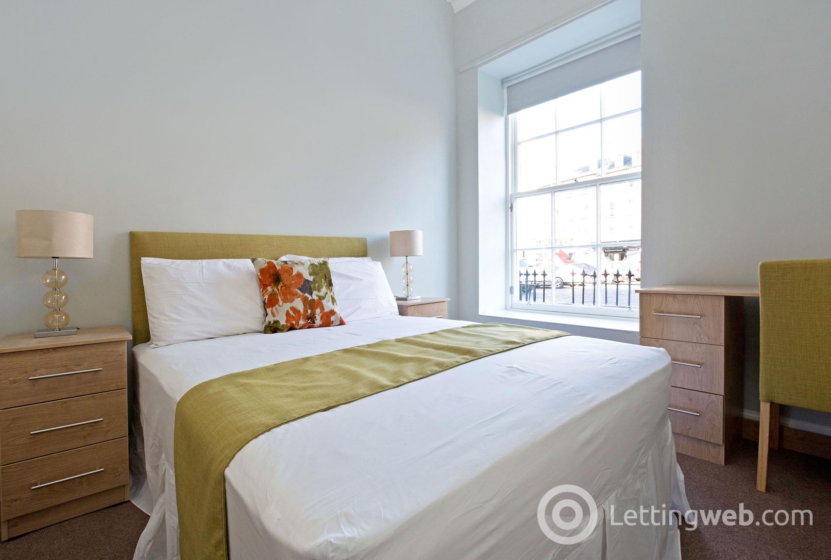 Property to rent in St Patrick Square, Edinburgh