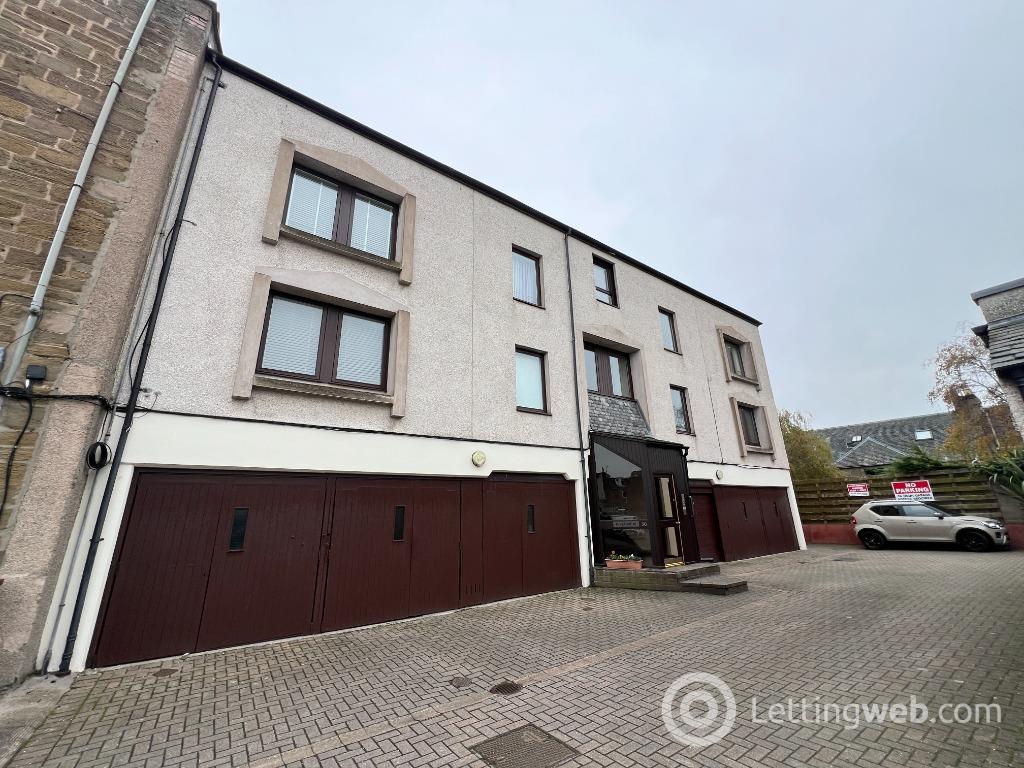 Property to rent in Brown Street, Broughty Ferry, Dundee, DD5 1EJ
