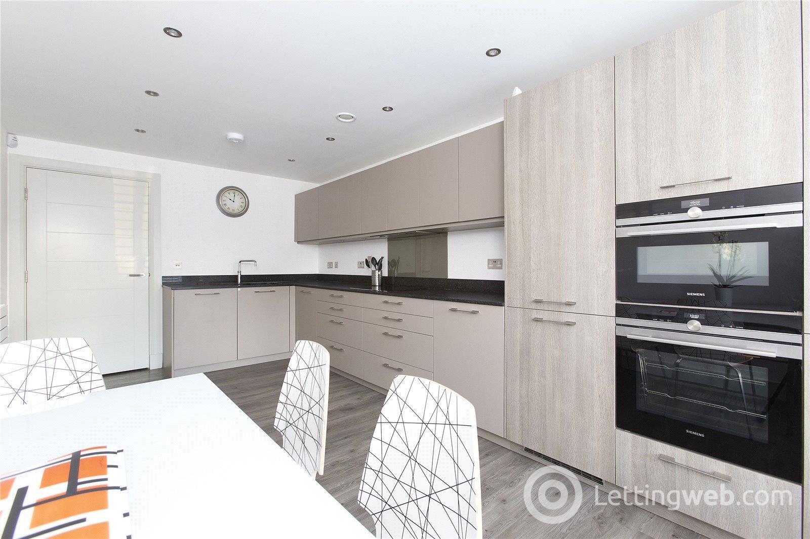 Property to rent in Kinness House, St Andrews, KY16