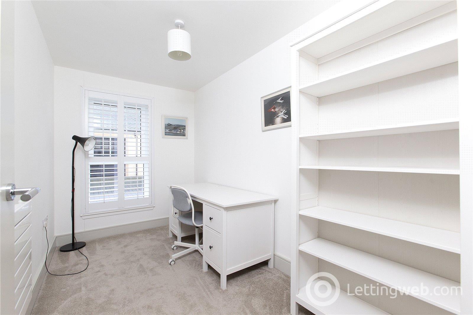 Property to rent in Kinness House, St Andrews, KY16