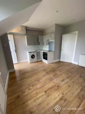 Property to rent in Thistle Street, Dunfermline, KY12 0JA