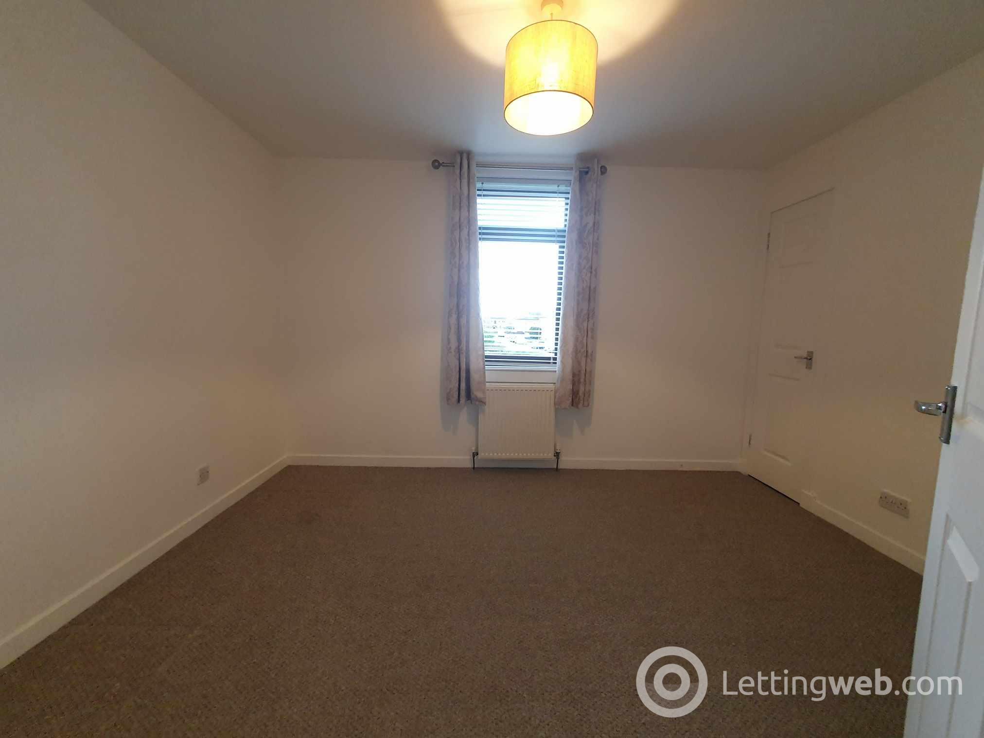 Property to rent in Carronside Street, Falkirk, FK2 7QA
