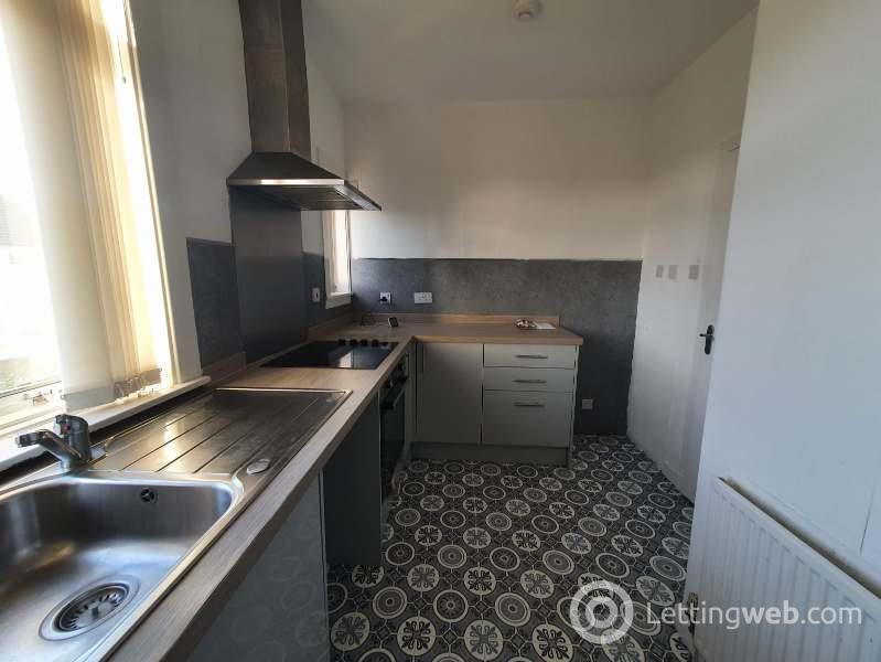 Property to rent in Watling Avenue, Camelon, Falkirk, FK1 4QE