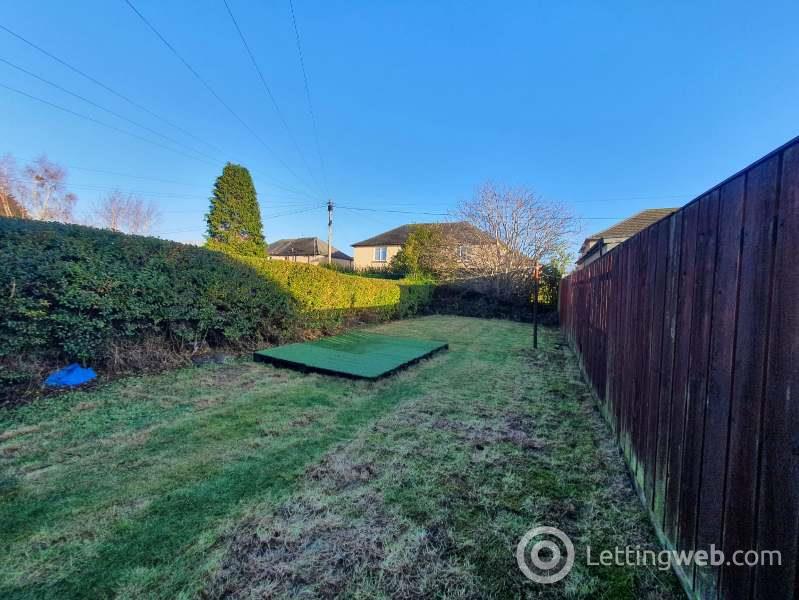 Property to rent in Watling Avenue, Camelon, Falkirk, FK1 4QE