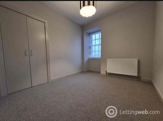 Property to rent in 74A, North Street, Bo'ness, EH51 9NF