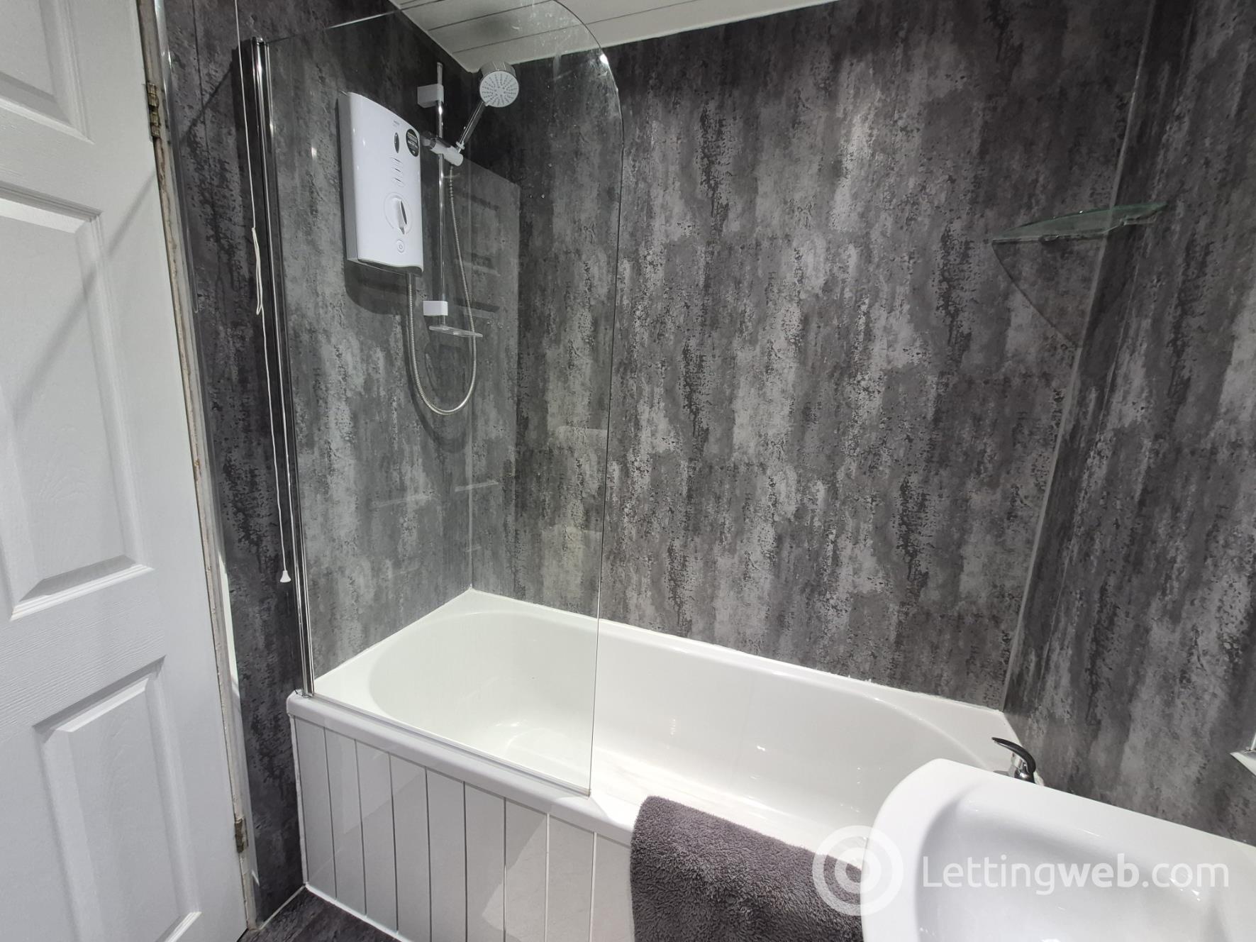 Property to rent in Cumbrae Drive, Falkirk, FK1 4AH