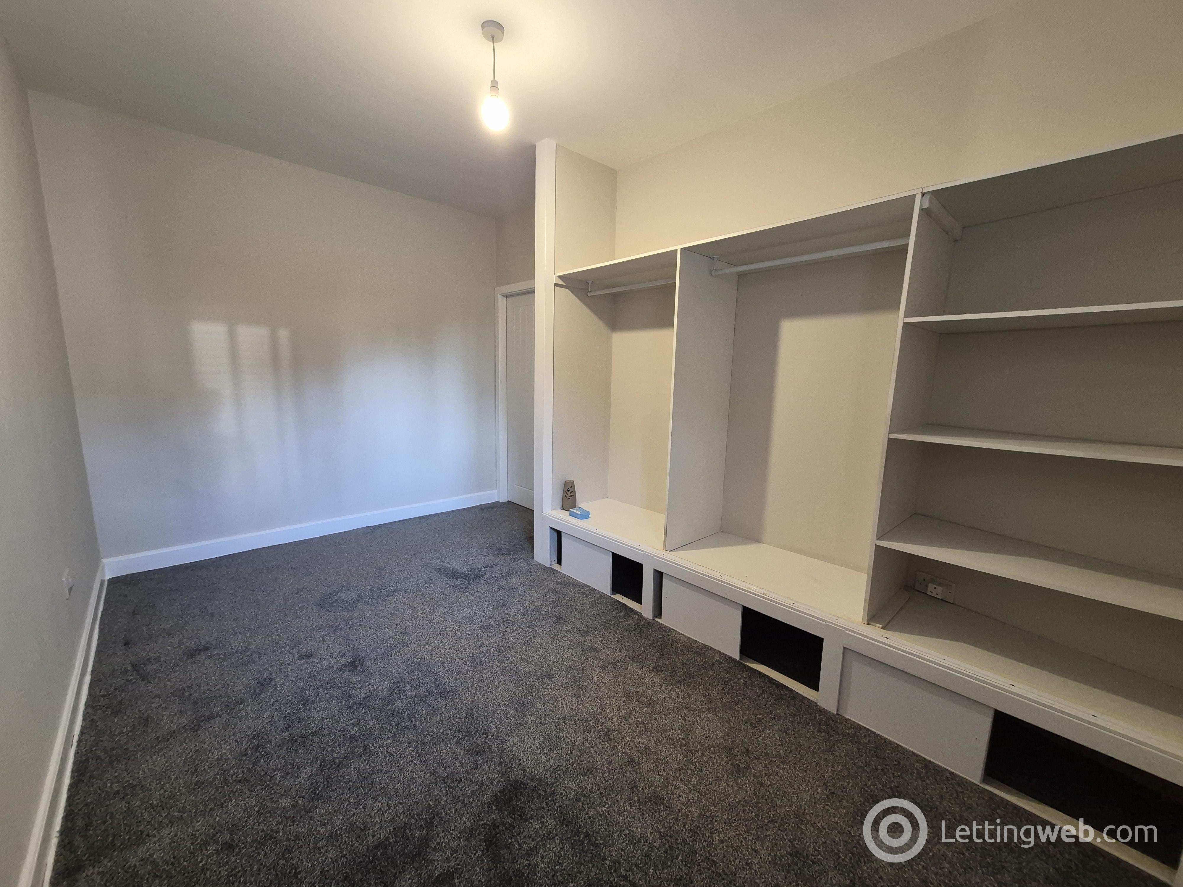 Property to rent in 76 Roxburgh Street, Grangemouth, FK3 9AJ