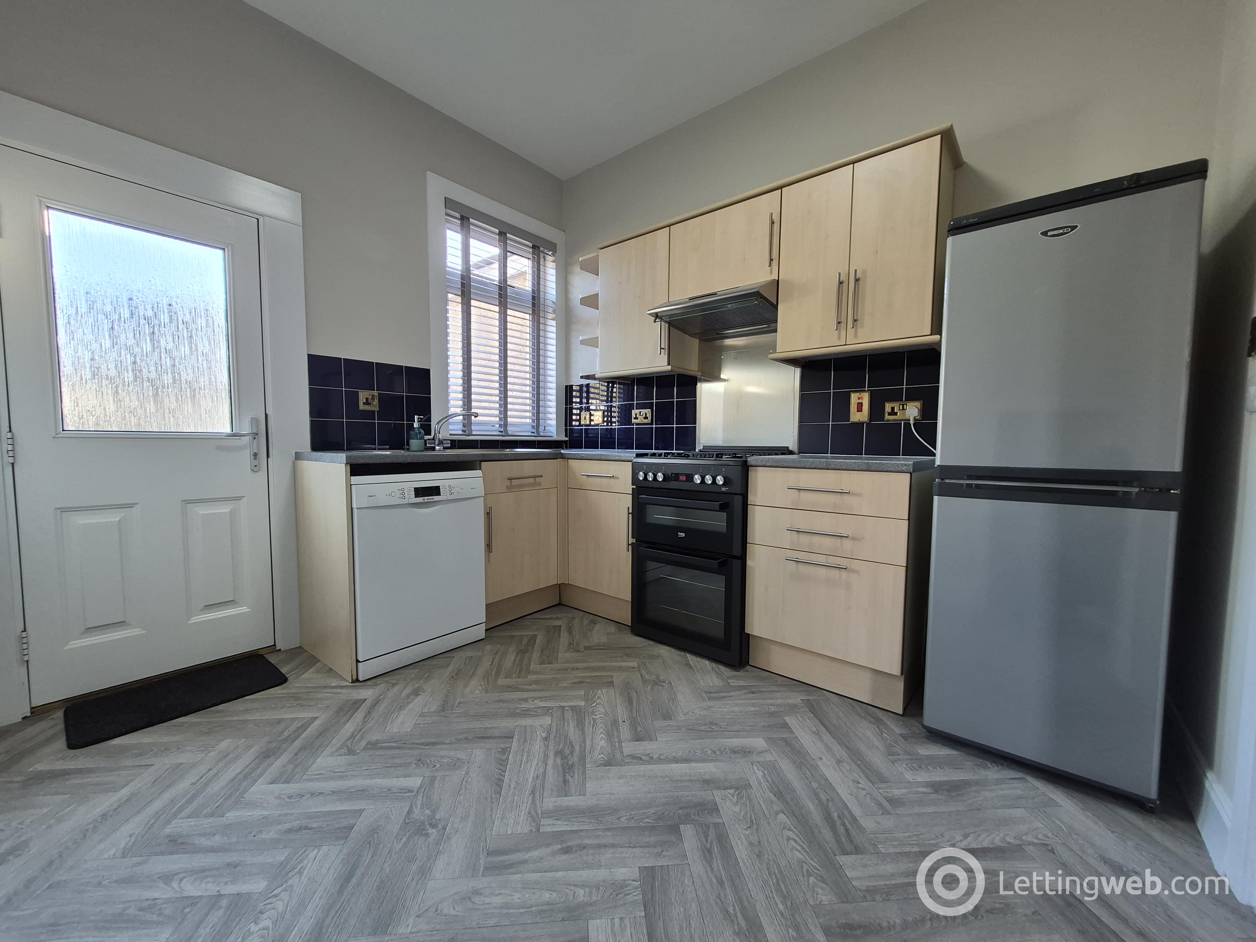 Property to rent in 76 Roxburgh Street, Grangemouth, FK3 9AJ