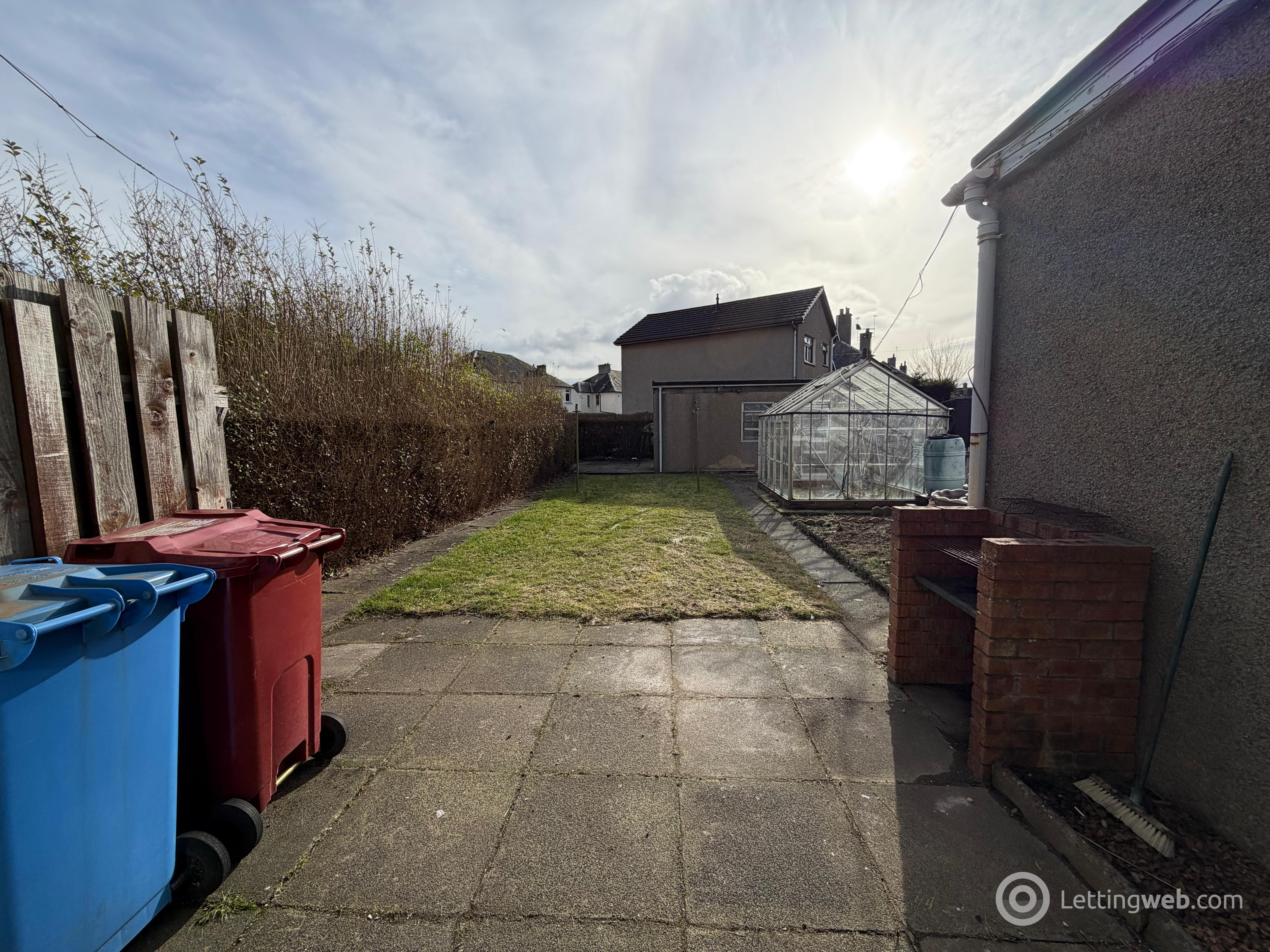 Property to rent in 76 Roxburgh Street, Grangemouth, FK3 9AJ