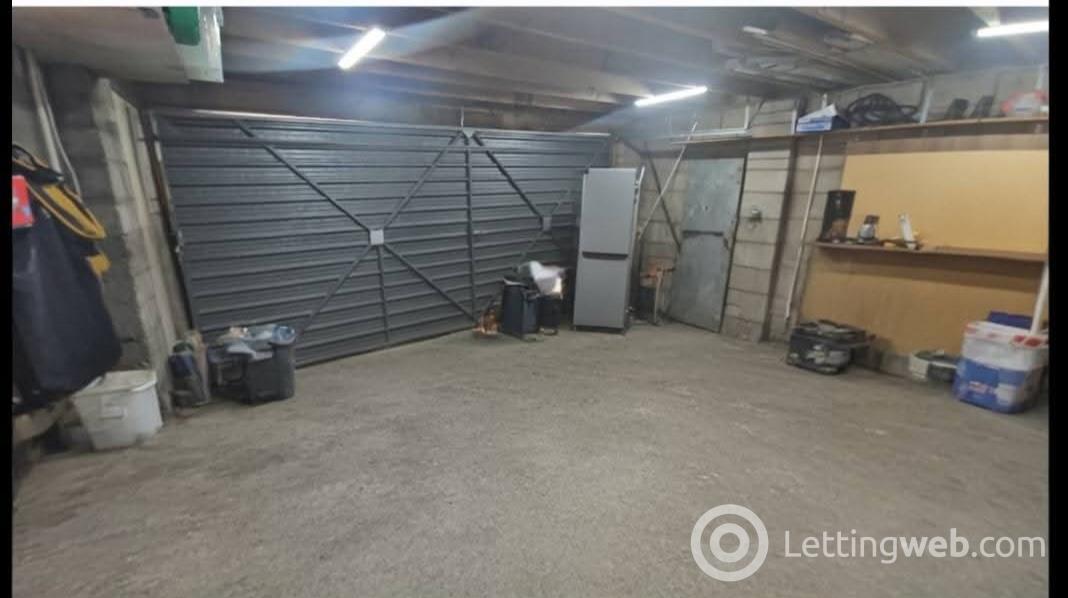 Property to rent in 76 Roxburgh Street, Grangemouth, FK3 9AJ