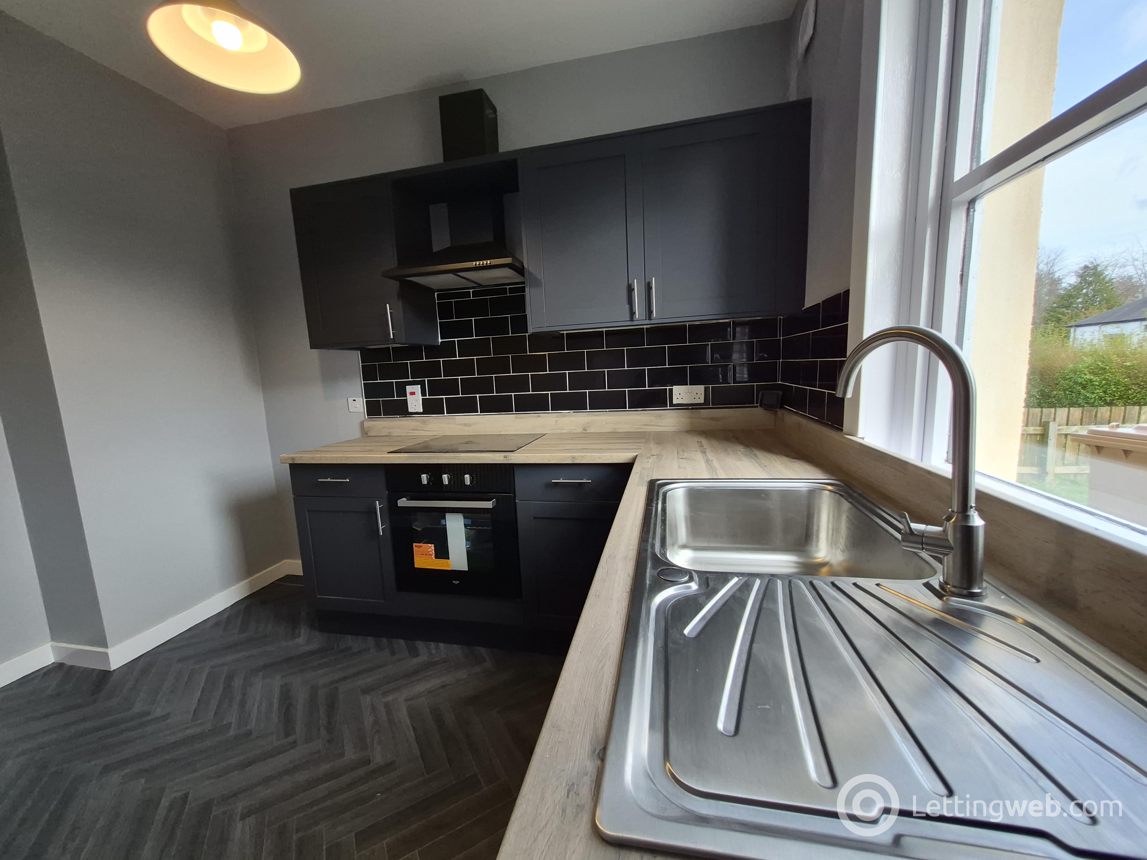 Property to rent in Mannfield Avenue, Bonnybridge, FK4 2DA