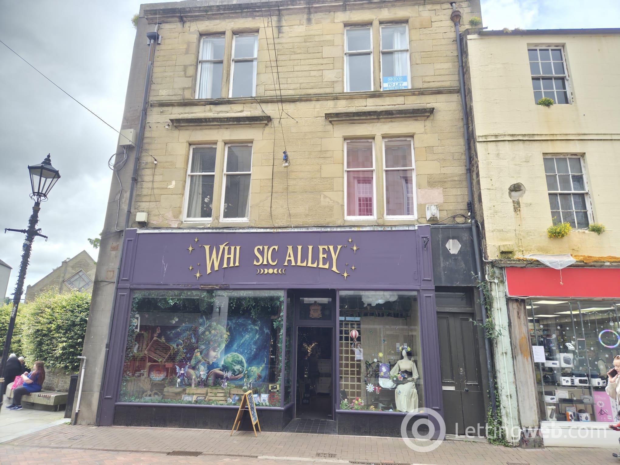 Property to rent in High Street, Falkirk, FK1 1DD